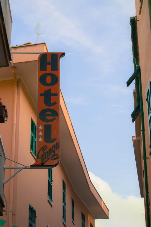 Hotel Giongo Spotorno Exterior photo